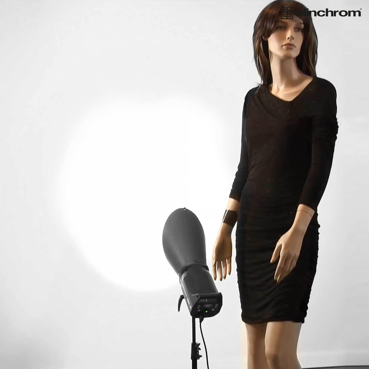 Elinchrom Reflector Background